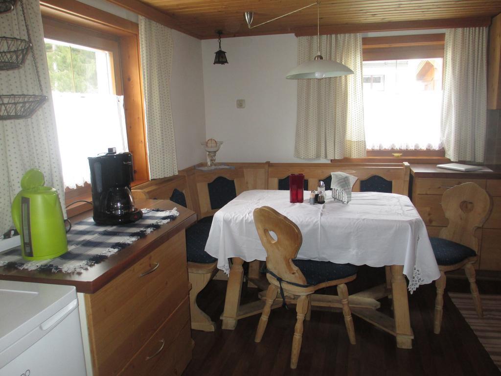 Ferienhaus Schwarzenbacher Лунгёц Номер фото