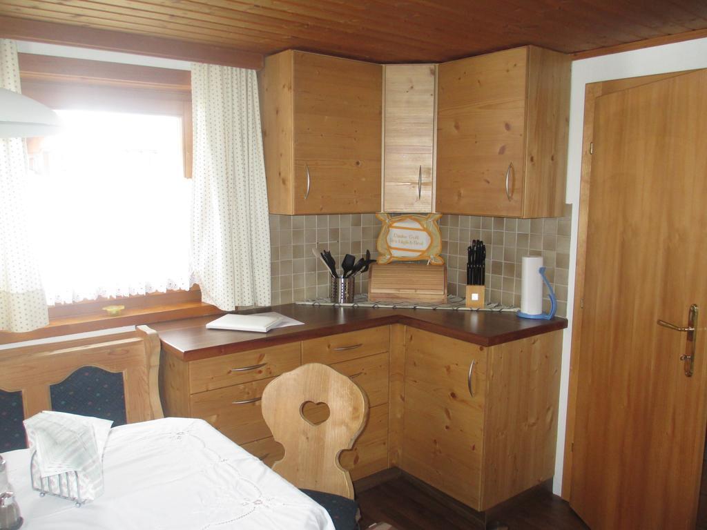 Ferienhaus Schwarzenbacher Лунгёц Номер фото